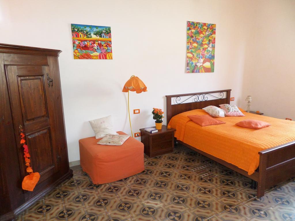 I Colori Di Mag Bed & Breakfast La Spezia Room photo